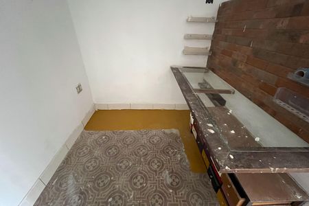 Sala de casa para alugar com 2 quartos, 55m² em Macuco, Santos
