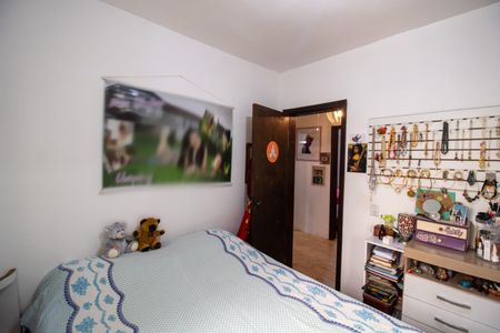 Casa à venda com 100m², 3 quartos e 15 vagas Casa à venda com 100m², 3 quartos e 15 vagasQuarto 1