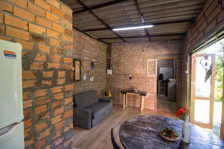 Casa à venda com 100m², 3 quartos e 15 vagas Casa à venda com 100m², 3 quartos e 15 vagasCozinha