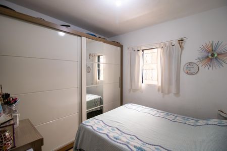 Casa à venda com 100m², 3 quartos e 15 vagas Casa à venda com 100m², 3 quartos e 15 vagasQuarto 1