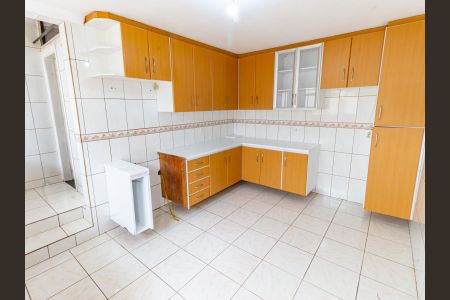 Casa para alugar com 240m², 3 quartos e 1 vaga Casa para alugar com 240m², 3 quartos e 1 vagaCasa 2 - Cozinha