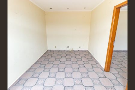 Casa para alugar com 240m², 3 quartos e 1 vaga Casa para alugar com 240m², 3 quartos e 1 vagaCasa 2 - Sala