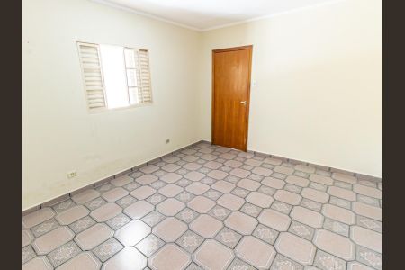Casa para alugar com 240m², 3 quartos e 1 vaga Casa para alugar com 240m², 3 quartos e 1 vagaCasa 2 - Quarto