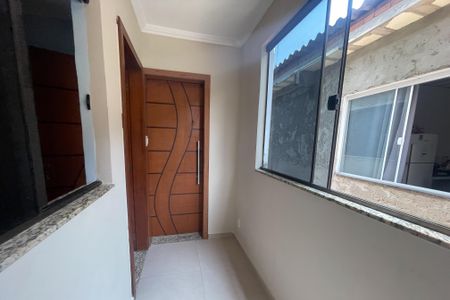 Corredor de casa para alugar com 2 quartos, 50m² em Vila Leopoldina, Duque de Caxias
