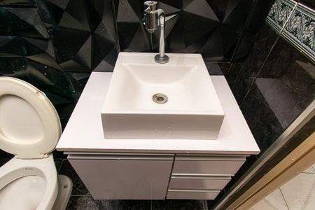 Banheiro de casa para alugar com 1 quarto, 40m² em Jardim Sapopemba, São Paulo