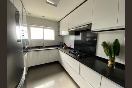 Apartamento para alugar com 4 quartos, 289m² em Parque Enseada, Guarujá