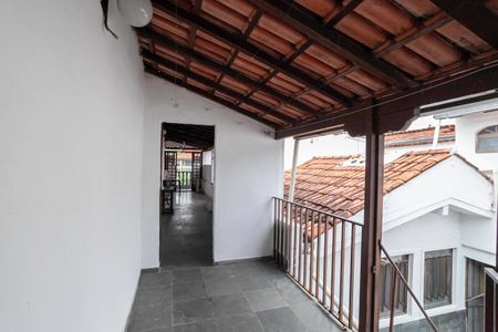 Casa à venda com 300m², 4 quartos e 2 vagasVaranda