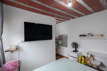 Casa à venda com 300m², 4 quartos e 2 vagasSuíte