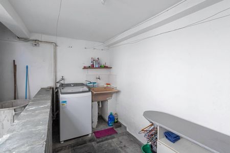 Casa à venda com 300m², 4 quartos e 2 vagasÁrea de serviço 