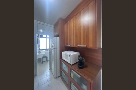 Apartamento à venda com 81m², 2 quartos e 2 vagas Apartamento à venda com 81m², 2 quartos e 2 vagasCozinha