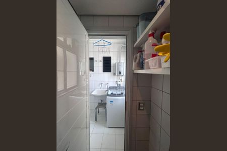Apartamento à venda com 81m², 2 quartos e 2 vagas Apartamento à venda com 81m², 2 quartos e 2 vagasÁrea de Serviço - Despensa