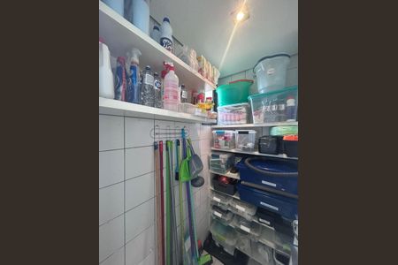 Apartamento à venda com 81m², 2 quartos e 2 vagas Apartamento à venda com 81m², 2 quartos e 2 vagasÁrea de Serviço - Despensa