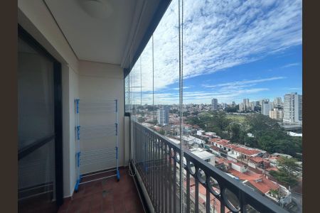 Apartamento à venda com 81m², 2 quartos e 2 vagas Apartamento à venda com 81m², 2 quartos e 2 vagasVaranda