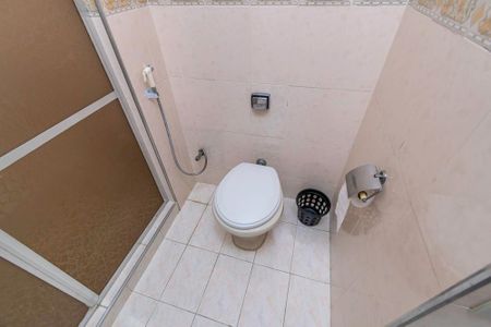 Casa à venda com 240m², 4 quartos e 1 vagaSobrado - Banheiro