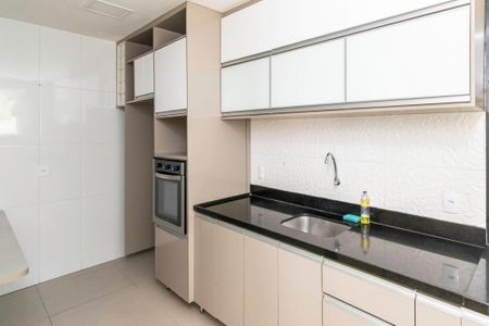Casa à venda com 240m², 4 quartos e 1 vagaCasa 08 - Cozinha