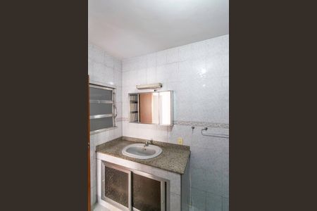 Casa à venda com 240m², 4 quartos e 1 vagaCasa 08 - Banheiro