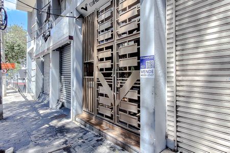 Apartamento à venda com 76m², 2 quartos e 1 vagaFachada - Plaquinha