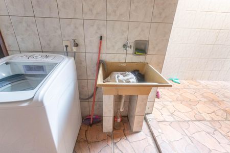 Casa à venda com 300m², 4 quartos e 2 vagasÁrea de serviço