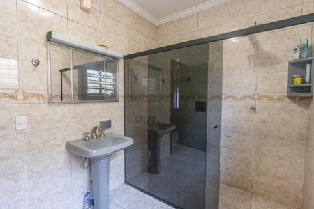 Casa à venda com 300m², 4 quartos e 2 vagasBanheiro social 1