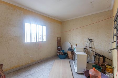 Casa à venda com 300m², 4 quartos e 2 vagasQuarto de serviço 