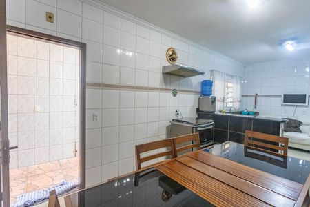 Casa à venda com 300m², 4 quartos e 2 vagasCopa
