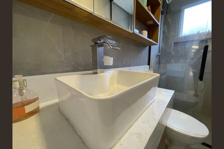 Casa de condomínio para alugar com 60m², 2 quartos e 1 vagaBanheiro