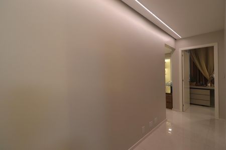 Apartamento para alugar com 90m², 1 quarto e 1 vagacorredor