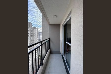 Apartamento para alugar com 43m², 2 quartos e 1 vagaVaranda e área de serviço 