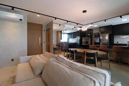 Sala de apartamento para alugar com 3 quartos, 151m² em Jardim Karaíba, Uberlândia