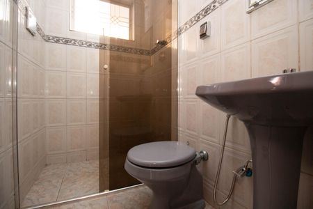 Casa para alugar com 280m², 4 quartos e 4 vagasBanheiro Social