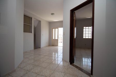 Casa para alugar com 280m², 4 quartos e 4 vagasCorredor