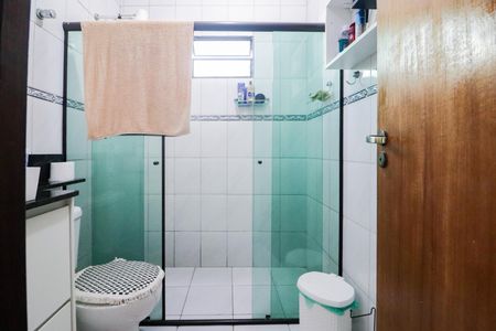 Casa para alugar com 150m², 3 quartos e 2 vagas Casa para alugar com 150m², 3 quartos e 2 vagasBanheiro Social