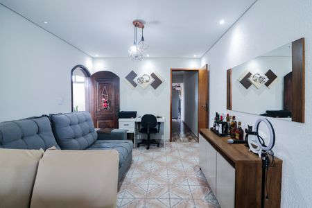 Casa para alugar com 150m², 3 quartos e 2 vagas Casa para alugar com 150m², 3 quartos e 2 vagasSala