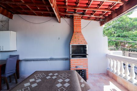 Casa para alugar com 150m², 3 quartos e 2 vagas Casa para alugar com 150m², 3 quartos e 2 vagasVaranda