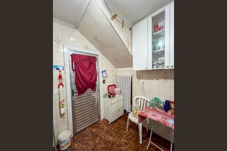 Casa à venda com 170m², 2 quartos e 2 vagasCozinha