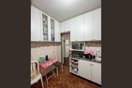 Casa à venda com 170m², 2 quartos e 2 vagasCozinha