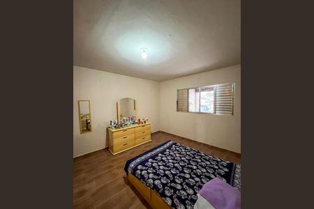 Casa à venda com 170m², 2 quartos e 2 vagasQuarto 1