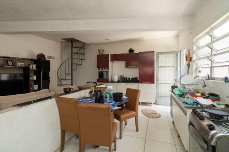 Sala/Cozinha de casa à venda com 2 quartos, 170m² em Jardim Angela (zona Leste), São Paulo