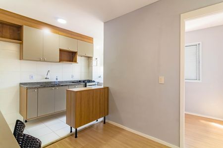 Apartamento para alugar com 2 quartos, 34m² em Jardim Itacolomi, São Paulo