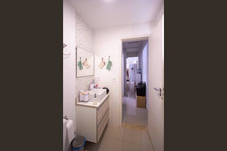 Apartamento para alugar com 56m², 2 quartos e 1 vaga Apartamento para alugar com 56m², 2 quartos e 1 vagaBanheiro