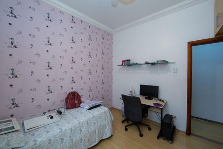 Casa à venda com 480m², 4 quartos e 6 vagas Casa à venda com 480m², 4 quartos e 6 vagasQUARTO2