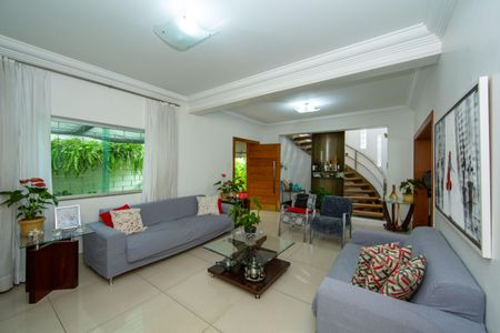 SALA de casa à venda com 4 quartos, 480m² em Prado, Belo Horizonte