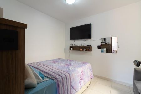 Casa de condomínio à venda com 96m², 3 quartos e 2 vagas Casa de condomínio à venda com 96m², 3 quartos e 2 vagasSuíte