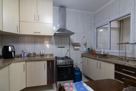 Casa de condomínio à venda com 96m², 3 quartos e 2 vagas Casa de condomínio à venda com 96m², 3 quartos e 2 vagasCozinha