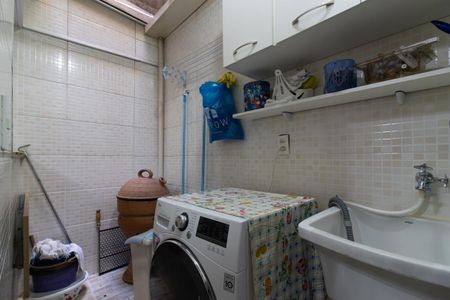 Casa de condomínio à venda com 96m², 3 quartos e 2 vagas Casa de condomínio à venda com 96m², 3 quartos e 2 vagasÁrea de Serviço