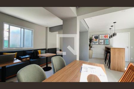 Apartamento para alugar com 35m², 2 quartos e sem vagaÁrea comum - Salão de festas