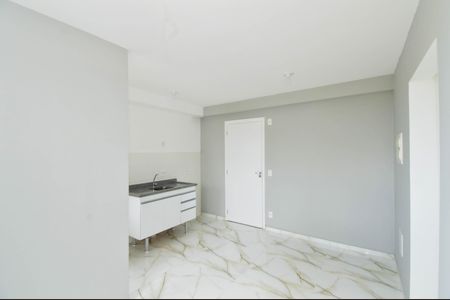 Sala de apartamento para alugar com 2 quartos, 35m² em Vila Galvão, Guarulhos