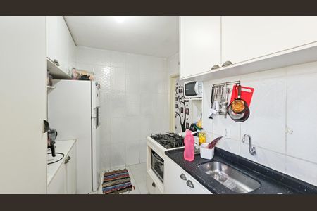 Apartamento à venda com 57m², 2 quartos e 1 vagaCozinha e área de serviço