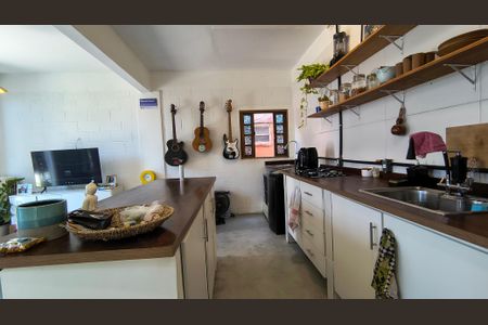 Casa de condomínio à venda com 42m², 1 quarto e 1 vaga Casa de condomínio à venda com 42m², 1 quarto e 1 vagaCozinha e Área de Serviço