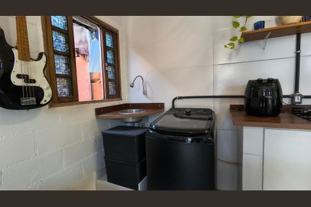 Casa de condomínio à venda com 42m², 1 quarto e 1 vaga Casa de condomínio à venda com 42m², 1 quarto e 1 vagaCozinha e Área de Serviço